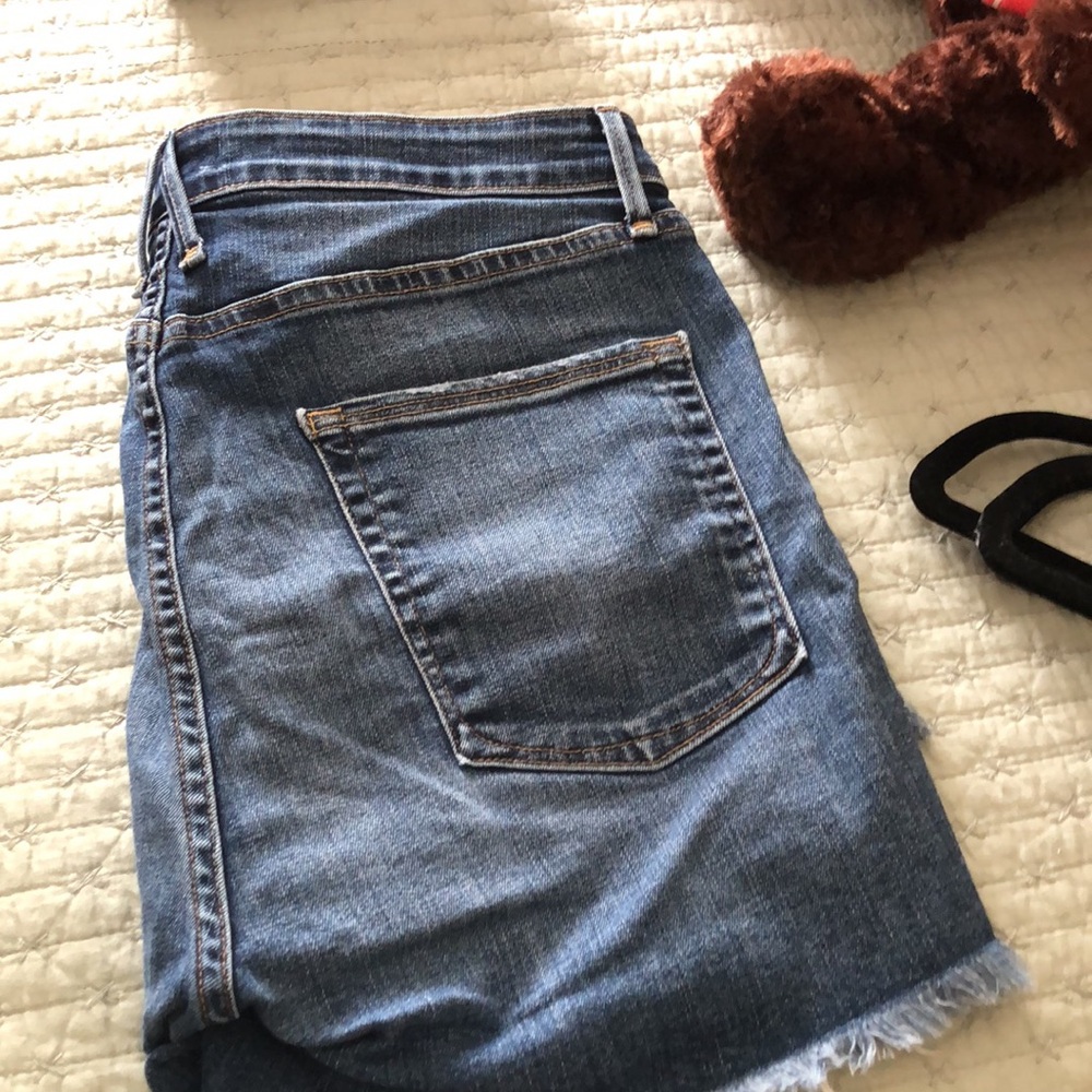 Good American shorts - Picture 3 of 3